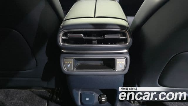 Genesis GV80 Coupe 2024 — Фото 19/20