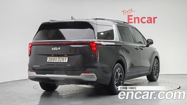 Kia Carnival 2024 — Фото 2/20