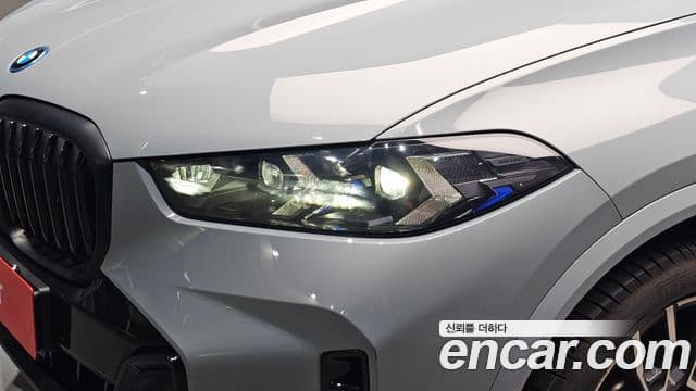 BMW X5 2025 — Photo 19/30