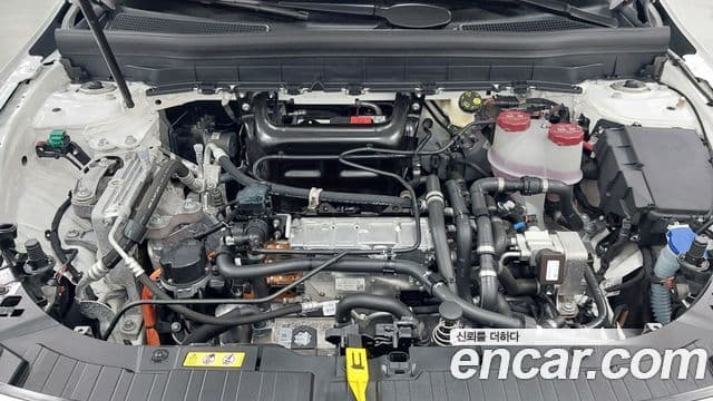 Mercedes-Benz EQB 2025 — ფოტო 5/18