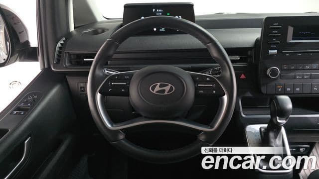 Hyundai Staria 2024 — Фото 13/20