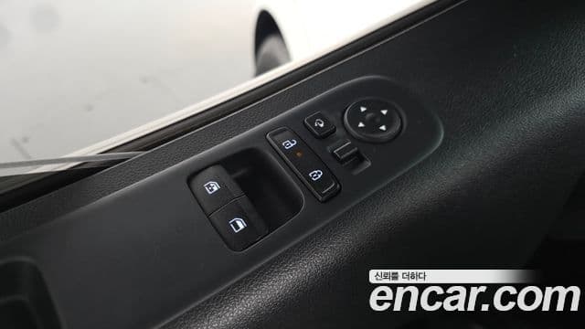 Hyundai Staria 2024 — Şəkil 8/30