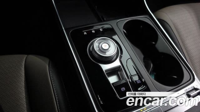 Kia Carnival 2025 — Фото 9/20