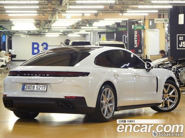 Porsche Panamera 2024 — Photo 17/20