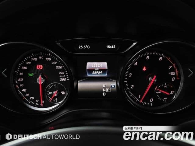 Mercedes-Benz CLA-Class 2018 — ფოტო 2/20