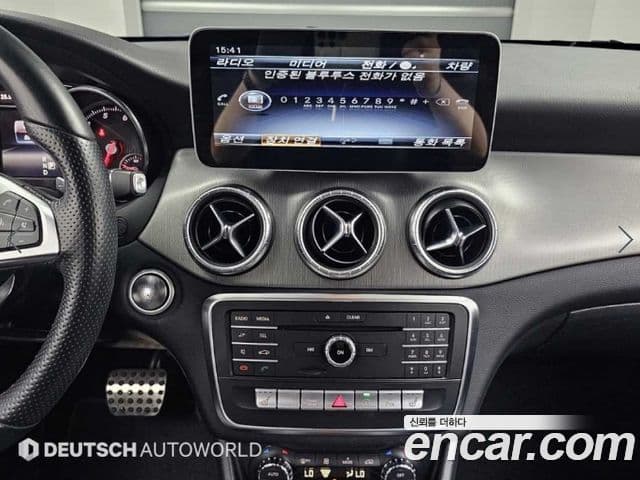 Mercedes-Benz CLA-Class 2018 — ფოტო 14/20