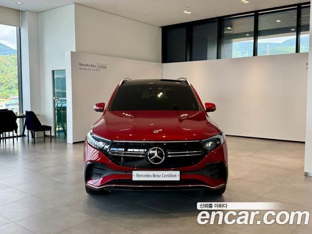 Mercedes-Benz EQB 2024 — ფოტო 6/20