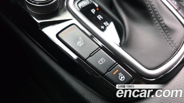Kia Seltos 2023 — ფოტო 14/30