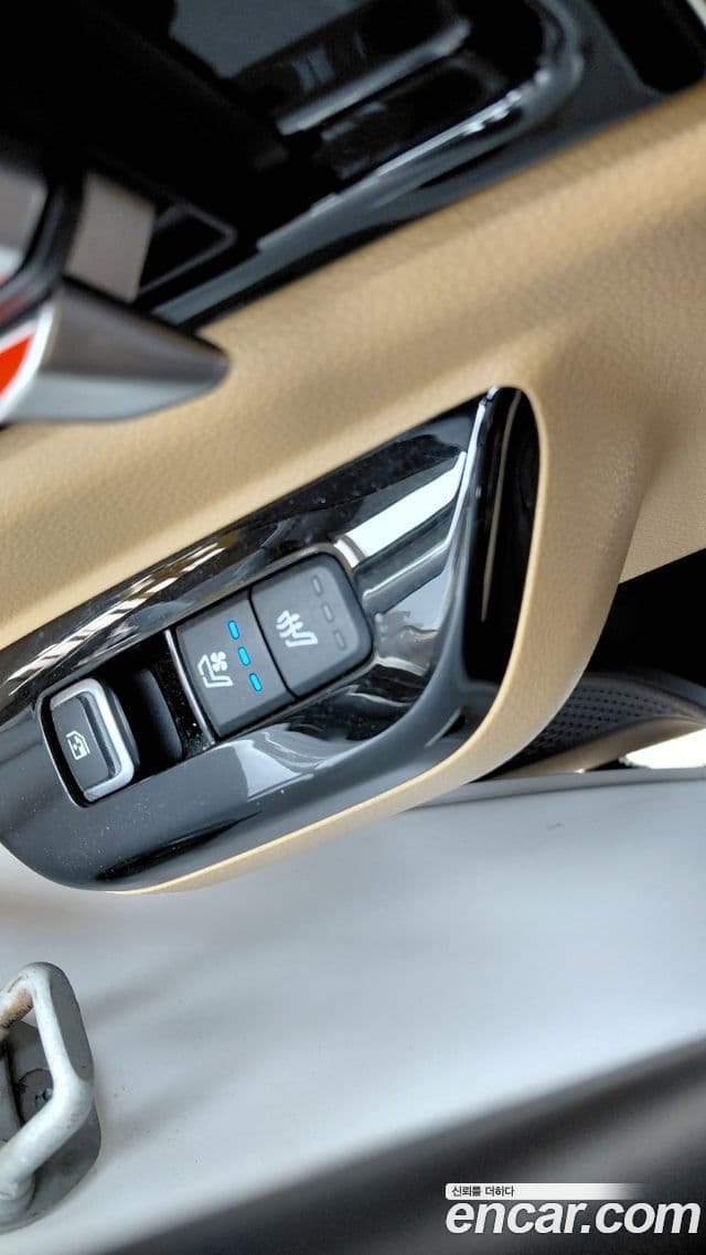 Kia Carnival 2022 — Photo 31/35
