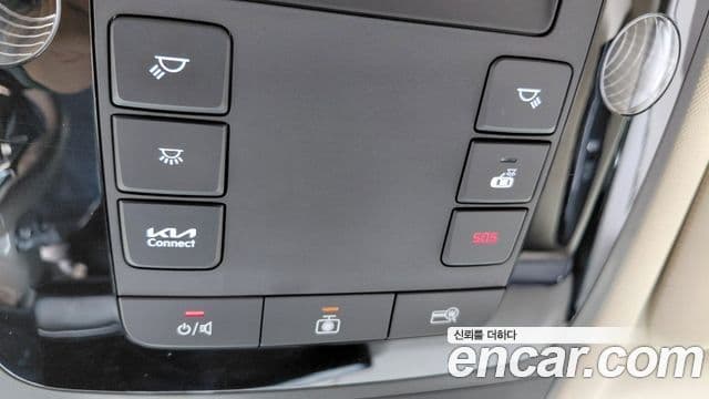 Kia Carnival 2021 — Фото 16/20