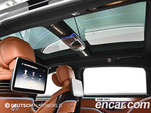 Mercedes-Benz S-Class 2023 — Photo 2/20