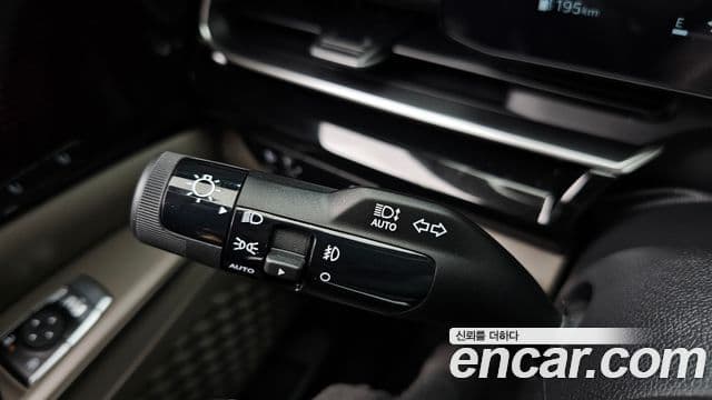 Kia Carnival 2024 — Фото 20/20