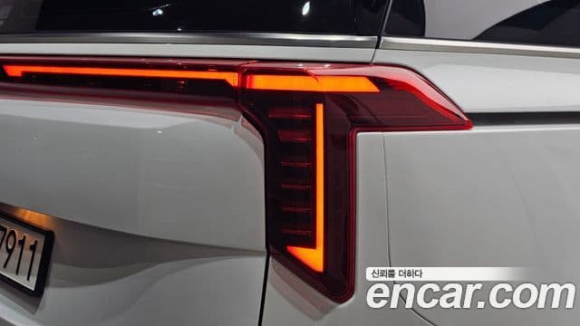 Kia Carnival 2024 — Photo 16/34