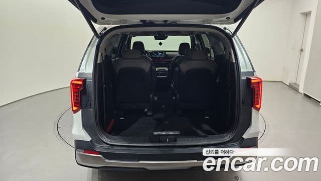 Kia Carnival 2024 — Photo 22/34