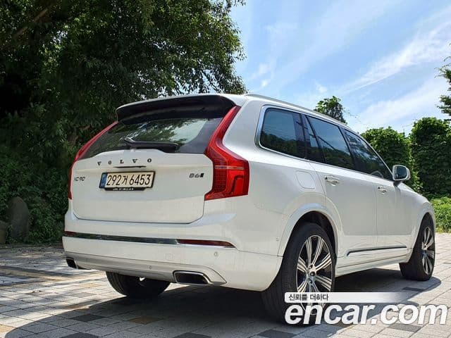 Volvo XC90 2021 — ფოტო 2/13