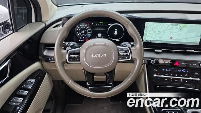 Kia Carnival 2021 — Фото 13/20
