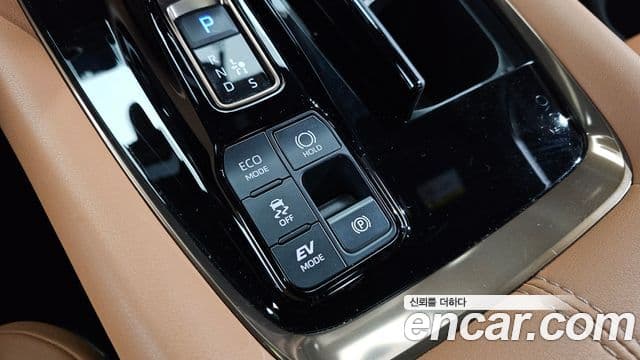 Toyota Alphard 2024 — Şəkil 12/39