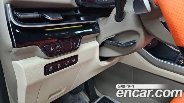 Kia Carnival 2024 — Фото 19/20