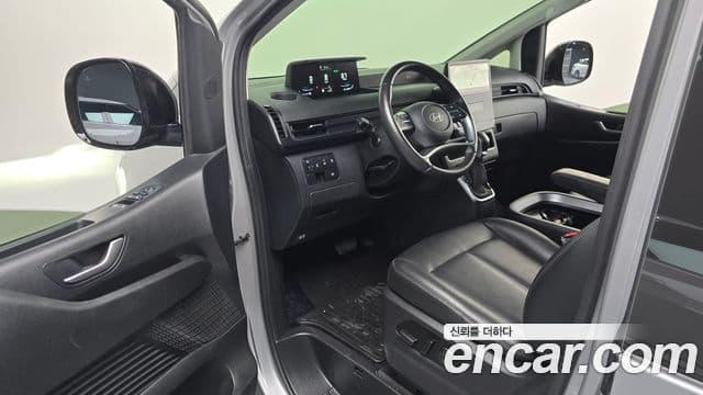 Hyundai Staria 2025 — Фото 10/20