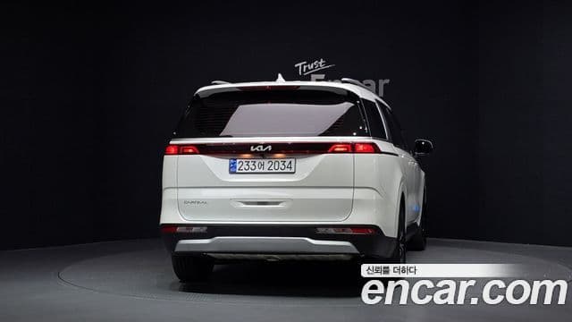 Kia Carnival 2023 — Фото 4/20