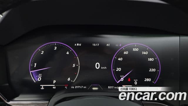 Volkswagen Touareg 2025 — Photo 30/35