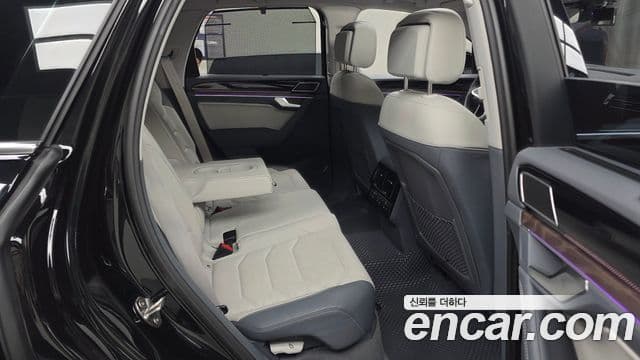 Volkswagen Touareg 2025 — Photo 7/35