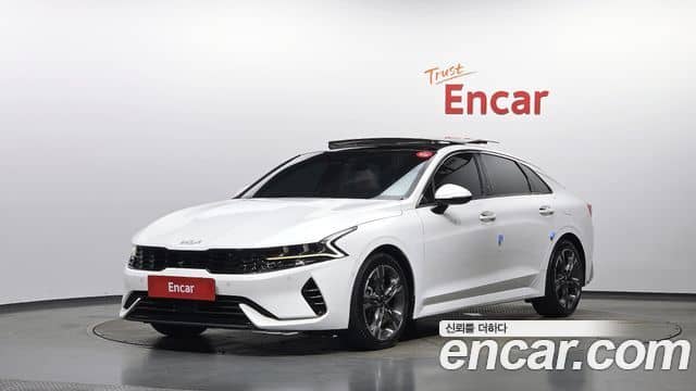 Kia K5, 2022