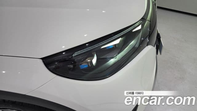 Mercedes-Benz EQE SUV 2026 — Photo 5/20