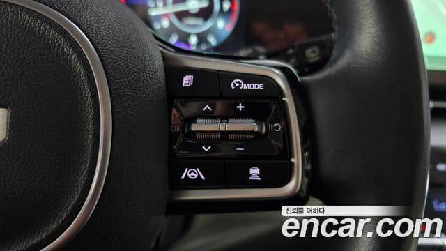 Kia Carnival 2022 — Фото 16/20