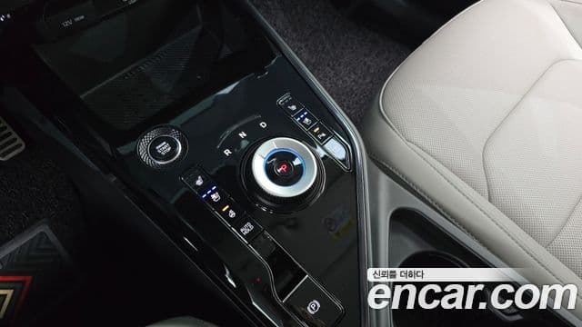 Kia Niro 2025 — Фото 9/20