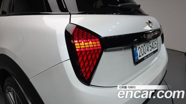 Mini Cooper C 2026 — ფოტო 22/30