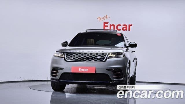 Land Rover Range Rover Velar 2018 — Фото 2/20