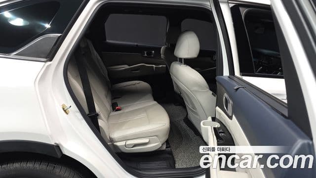 Kia Sorento 2021 — Фото 12/20