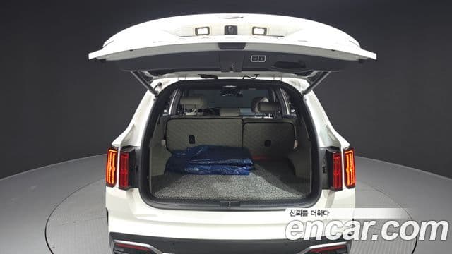 Kia Sorento 2021 — Фото 20/20