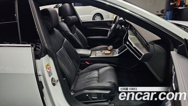 Audi A7 2020 — Şəkil 10/20