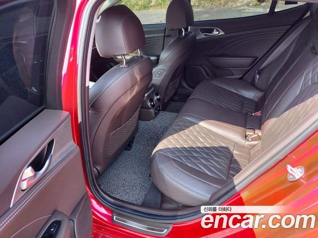 Kia Stinger 2021 — фото 20 из 20