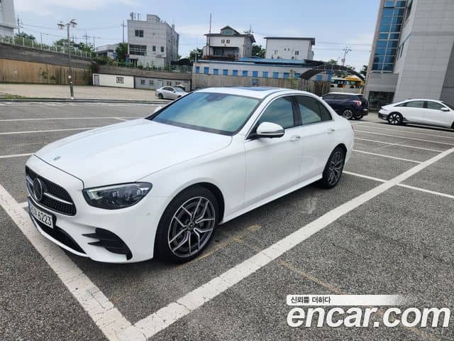 Mercedes-Benz E-Class, 2023