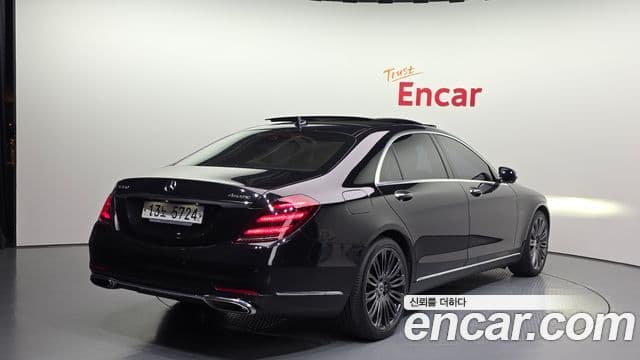 Mercedes-Benz S-Class 2019 — ფოტო 2/20