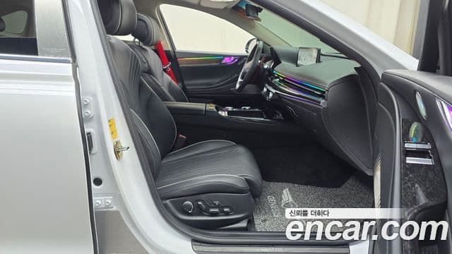 Genesis Electrified G80 2024 — фото 8 из 20