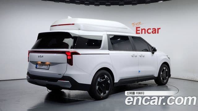 Kia Carnival 2025 — ფოტო 2/20