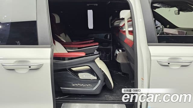 Kia Carnival 2025 — ფოტო 12/20