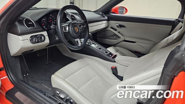 Porsche 718 Boxster 2021 — фото 7 из 20