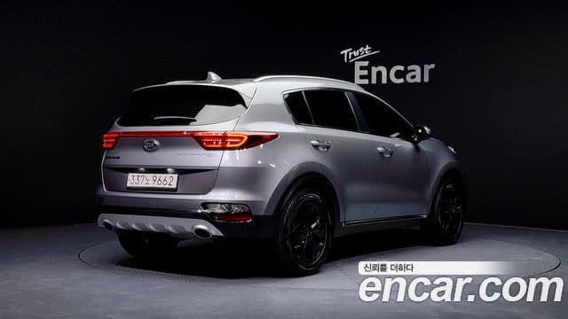 Kia Sportage The Bold 2020 — ფოტო 8/20