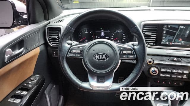 Kia Sportage The Bold 2020 — ფოტო 2/20