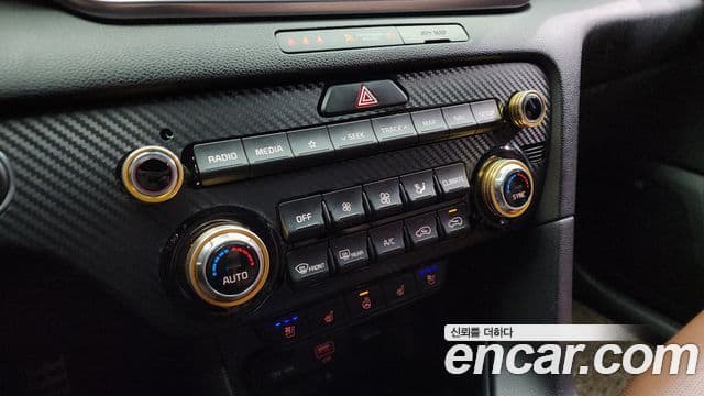 Kia Sportage The Bold 2020 — ფოტო 9/20