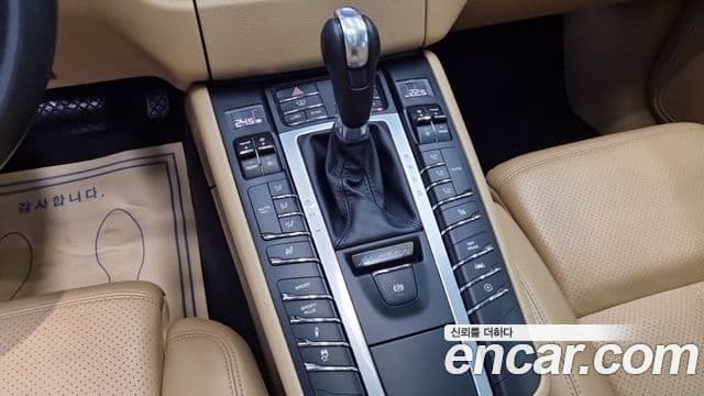 Porsche Macan 2018 — фото 9 из 18