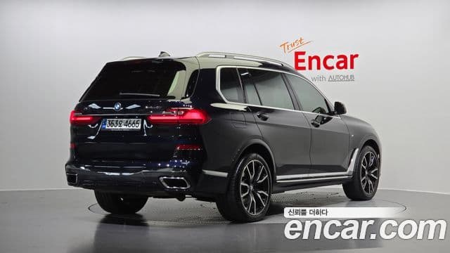 BMW X7 2020 — Фото 2/20