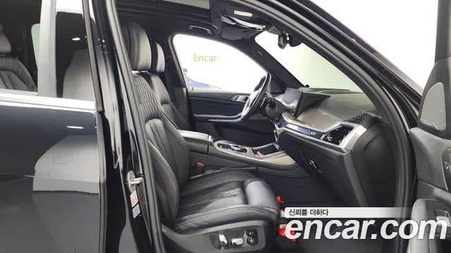BMW X7 2023 — фото 10 из 19
