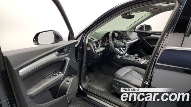 Audi Q5 2020 — фото 10 из 20