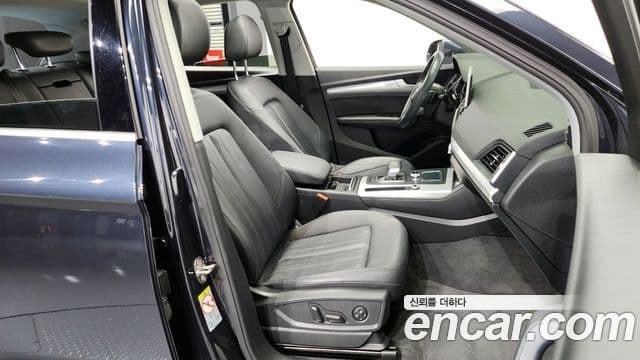 Audi Q5 2020 — ფოტო 11/20